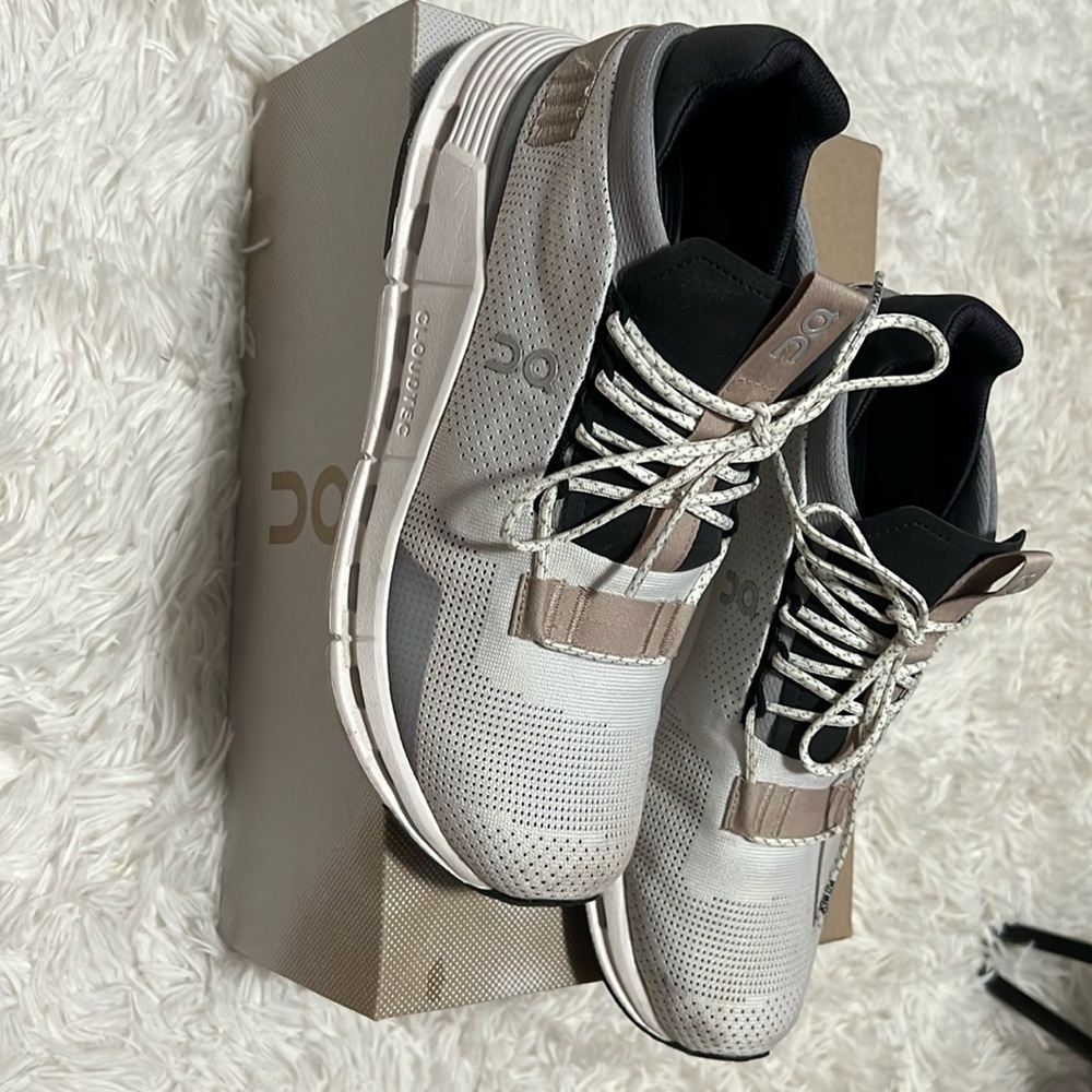 Women’s OnCloud CloudNova